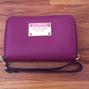 Michael Kors Wristlet